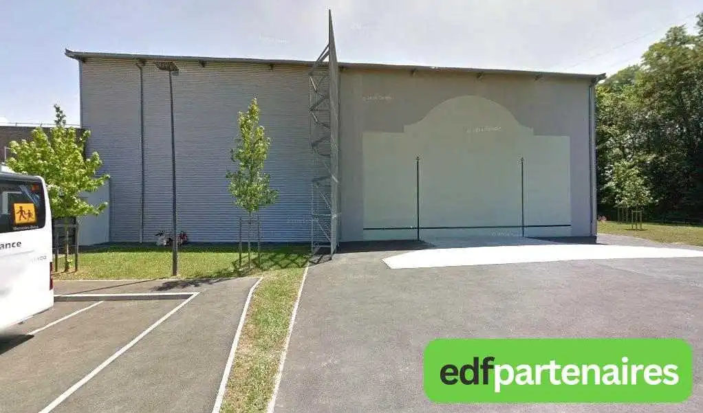 Complexe sportif de Mont - France Complexe sportif de Mont - France