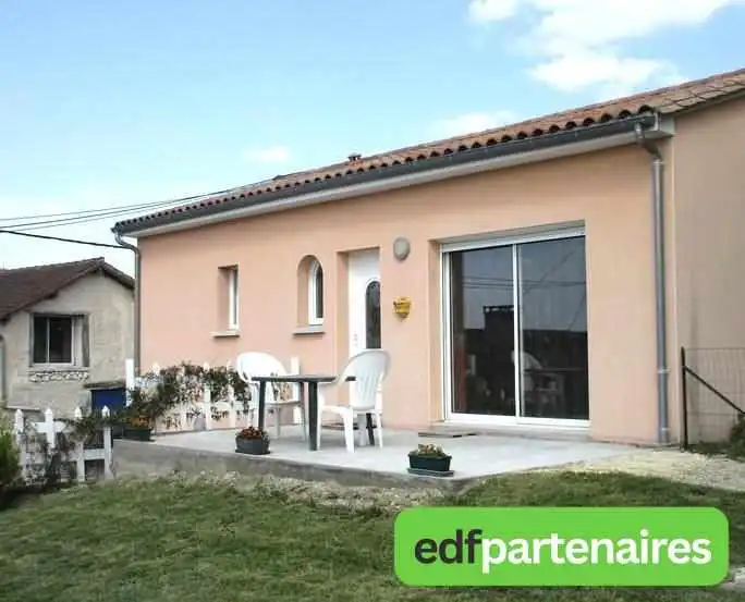 La Maison des Epines - Montrem - France La Maison des Epines - Montrem - France