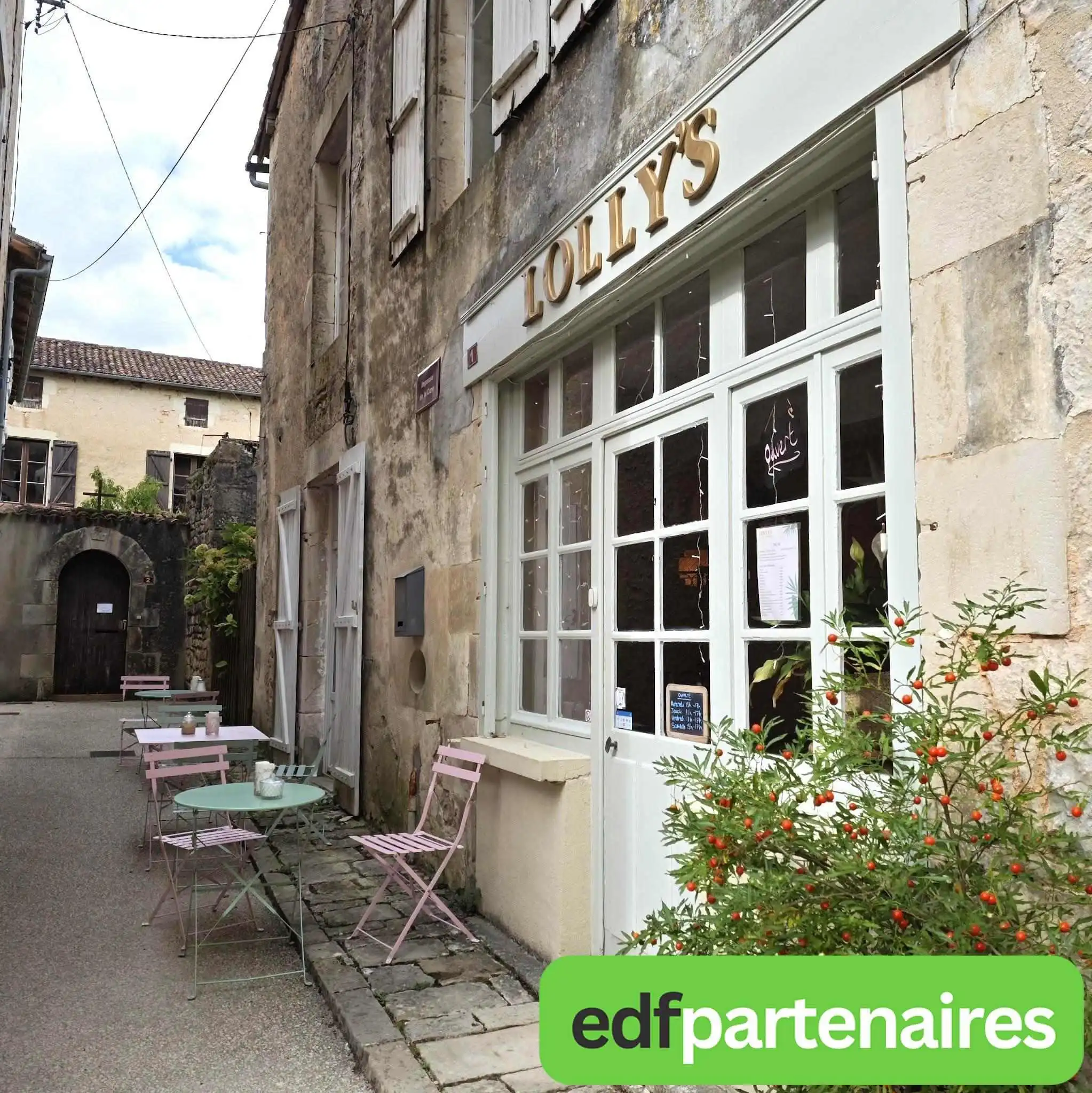 Lolly’s Tea Room - 16700 Nanteuil-En-Vallée Lolly’s Tea Room - 16700 Nanteuil-En-Vallée