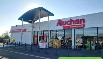 Auchan Supermarché Montpon Menesterol - 24700 Montpon-Ménestérol Auchan Supermarché Montpon Menesterol - 24700 Montpon-Ménestérol