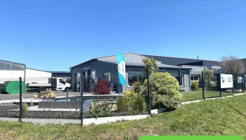 Eden Blue - Constructeur de piscine - Pisciniste - Jacuzzi - 33240 Peujard