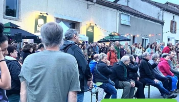 La Baleine à Bascule - 24360 Piégut-Pluviers