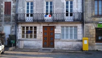 La Poste Agence Communale - 33860 Val-De-Livenne
