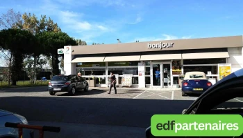 TotalEnergies Access - Relais Aygue Longue - 64121 Montardon
