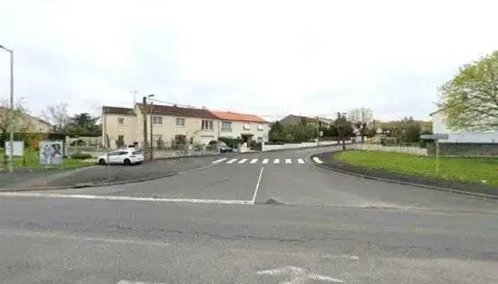 Aiffres Automobiles -  Street View Et 360deg - Aiffres