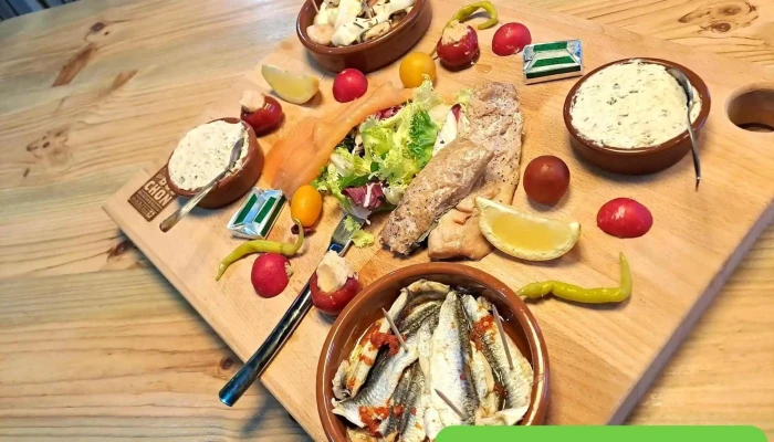 Antre Du Bouchon -  Plats Et Boissons - Ars-en-ré