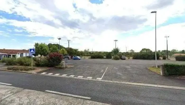 Api -    Super Superette De Essouvert Street View Et 360deg - Essouvert