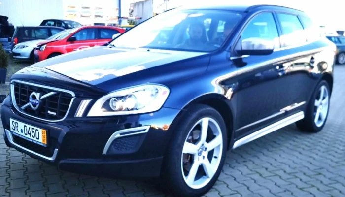 Aquitaine Negoce Auto Vendeur De Voitures D Occasion - Châtellerault