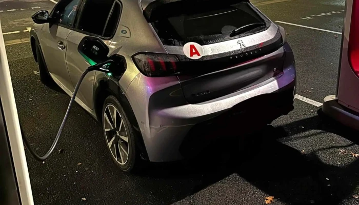 Aramisauto Bordeaux -  Videos - Bruges