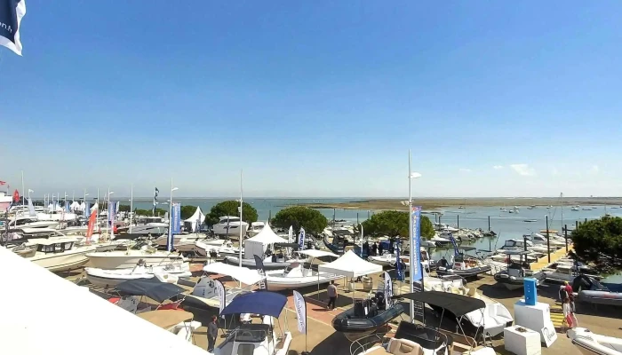 Arcachon Nautic -    Les Chantiers Navals Du Bassin Darcachon   Vente Locations Bateaux Neufsoccasions Telephone - Arcachon