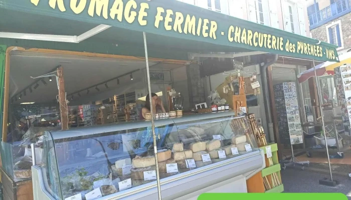 Artisanat des Pyrénées - Cave à vin - France