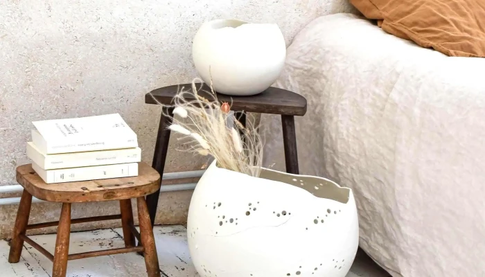Atelier De Poterie -    Julia Canton   Mysterre Creation Tout - Saint-sornin-lavolps