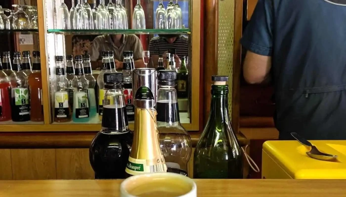 Au Coin Du Pecheur -  Plats Et Boissons - Ahun