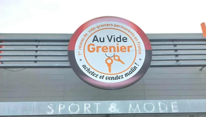 Au Vide Grenier La Rochelle Sud -    Angoulins Depot Vente - Angoulins