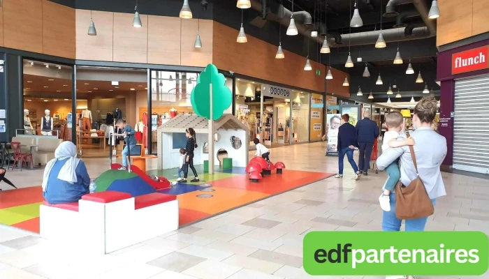 Auchan Hypermarche Angouleme Interieur - La Couronne