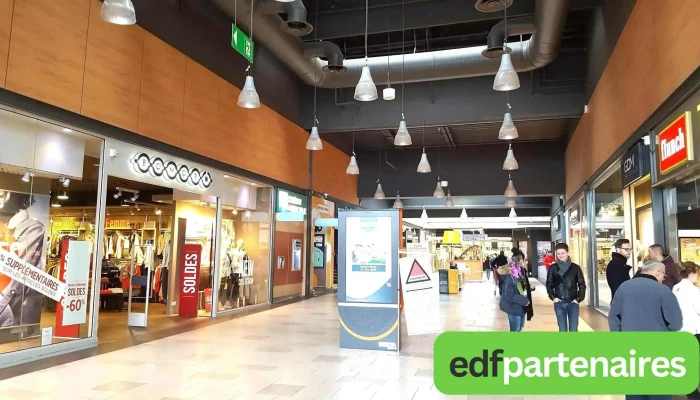 Aushopping Angouleme La Couronne Interieur - La Couronne