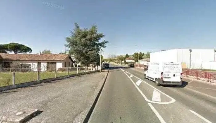 Azd Pneus Sarl -  Street View Et 360deg - Coutras