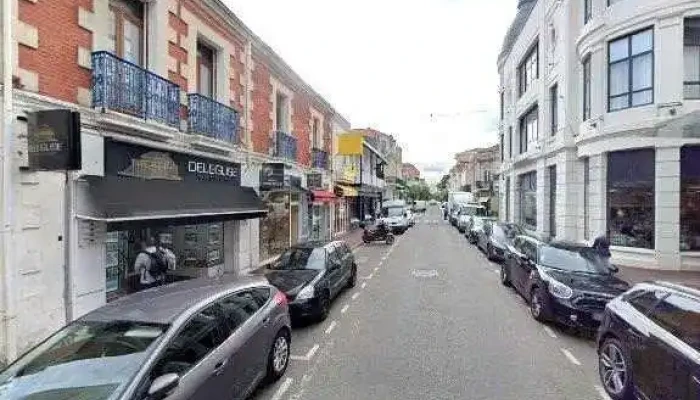 Beach Outlet By Richys Street View Et 360deg - Arcachon