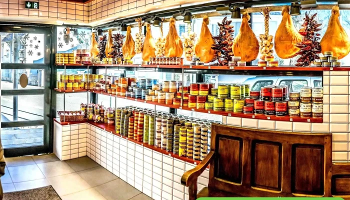 Boucherie Charcuterie Mbozom Interieur - Arette