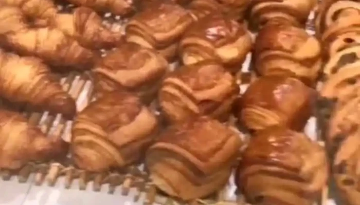 Boulanger Patissier Qu4tre Qu4rts   Ambares Videos - Ambarès-et-lagrave