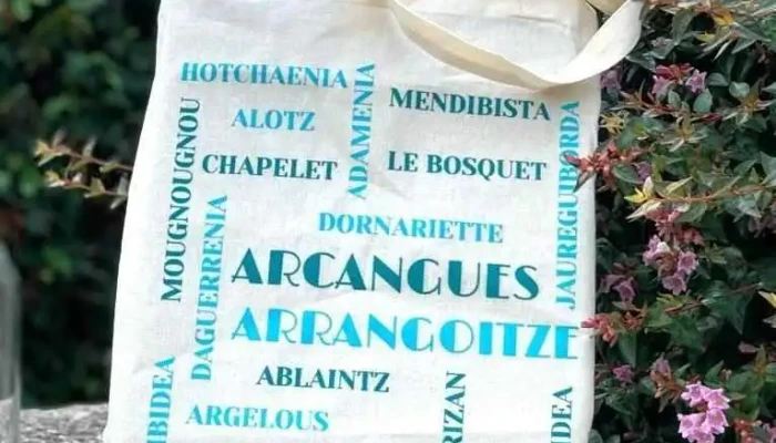 Boutique De Souvenirs -  Tout - Arcangues