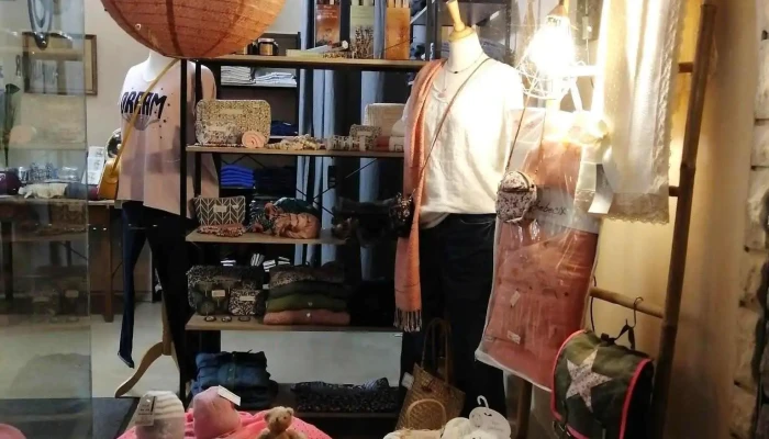 Boutique N11 -  Interieur - Arnac-pompadour