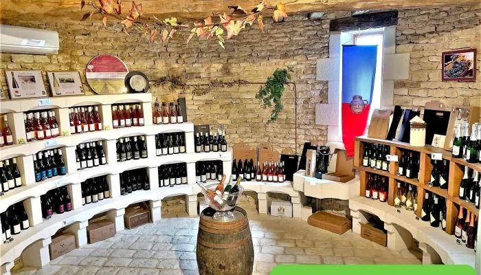 Boutique Produits Locaux Maison De Pays Du Loudunais - 86200 Chalais