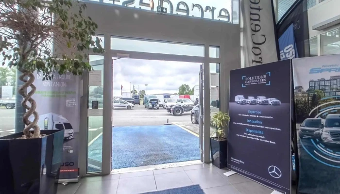 Bpm Pro -    Mercedes Benz Pro Bordeaux   Bruges Street View Et 360deg - Bruges