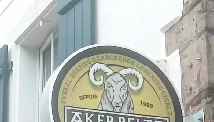 Brasserie Akerbeltz -  Telephone - Ascain
