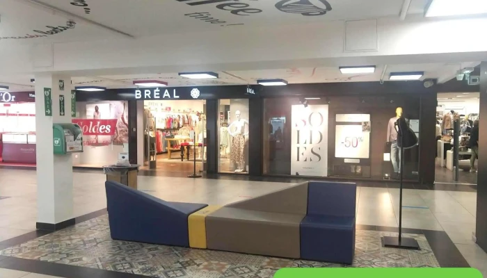 Bréal - Av. Du Général De Gaulle
