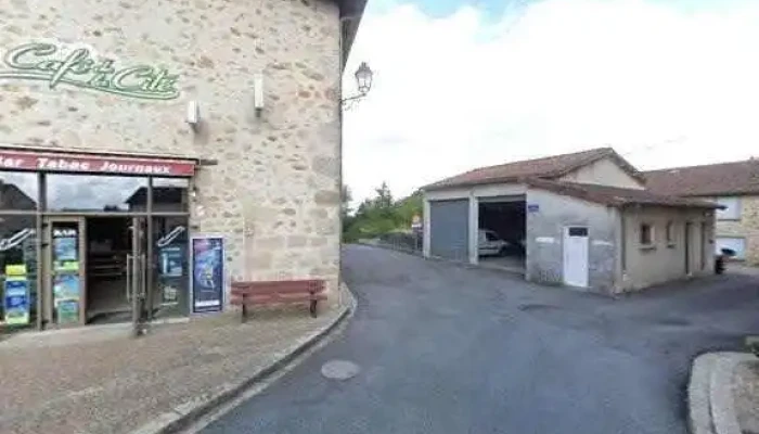 Cafe De La Cite 16420 Brigueuil -  Street View Et 360deg - Brigueuil