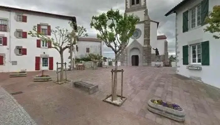 Cafe Larre Street View Et 360deg - Briscous