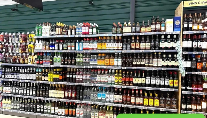 Carrefour Contact - 33720 Landiras