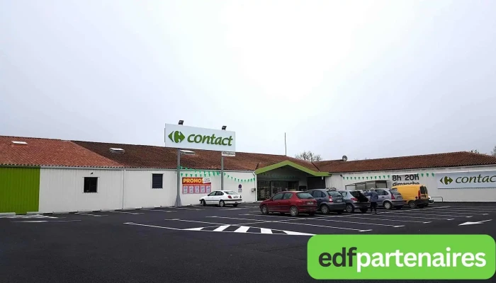 Carrefour Contact -  Stationnement - Aigre