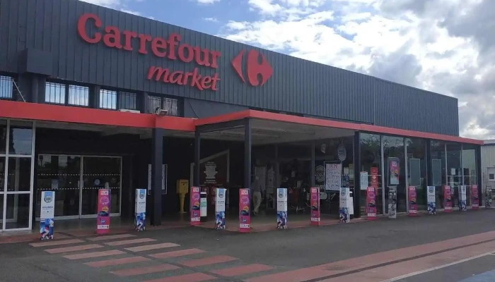 Carrefour Drive Dangé-Saint-Romain - Dangé-Saint-Romain