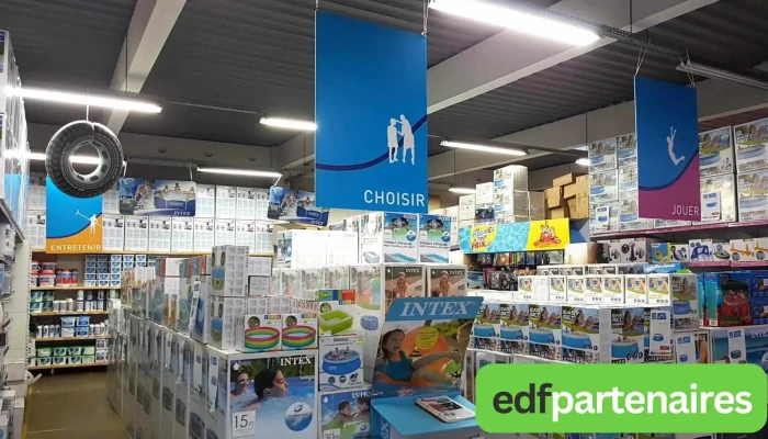 Cash Piscines -  Interieur - Artigues-près-bordeaux
