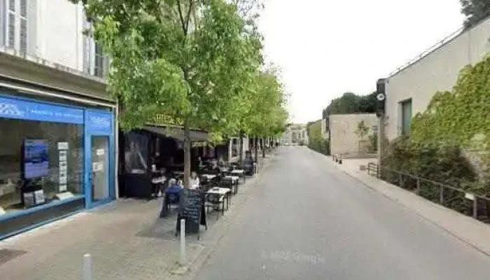 Centre Commercial Champ De Mars -  Street View Et 360deg - Angoulême