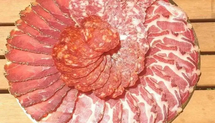 Charcuterie Neels -  Photos Du Proprietaire - Sempesserre