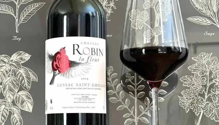 Chateau Robin La Fleur A Abzac Depuis 1950 Scea Robin Famille Noblet Lassagne Tout - Abzac