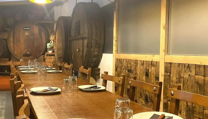 Cidrerie Berri Ex Txopinondo   Ascain   Restaurant Reductions - Ascain