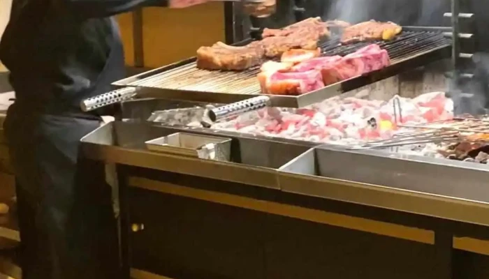 Cidrerie Berri Ex Txopinondo   Ascain   Restaurant Videos - Ascain