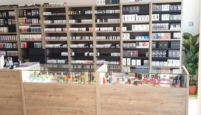Cigarette Electronique -    The Bl Vape Photos Du Proprietaire - Châtellerault