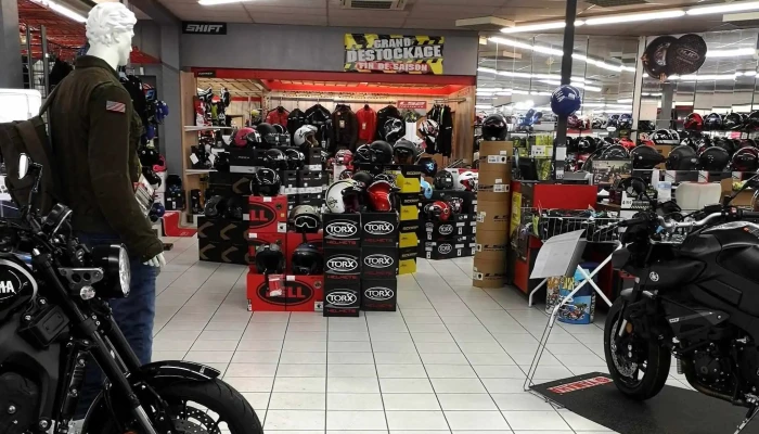 Clinique Moto Sarl -    Concessionnaire Yamaha   Motos Scooters E Bike Emplacement - Aytré