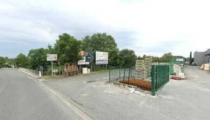 Cour Des Materiaux   Bbj Ambares Street View Et 360deg - Sainte-eulalie