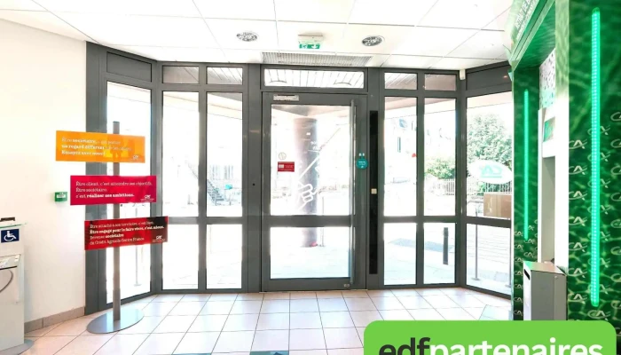 Credit Agricole Centre France   Auzances Photos Du Proprietaire - Auzances