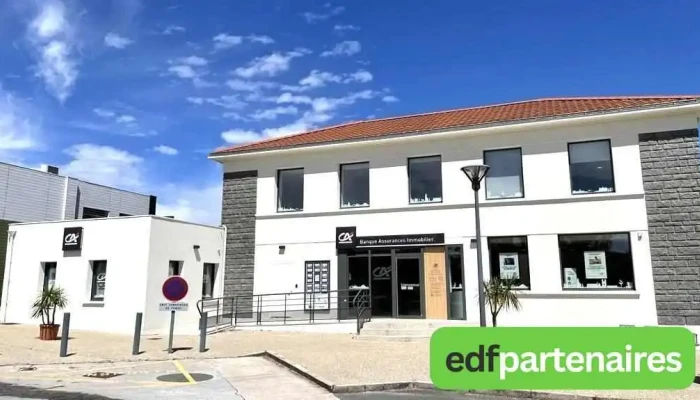 Crédit Agricole Charente-Maritime Deux-Sèvres - 79250 Nueil-Les-Aubiers