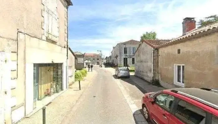 Croix -  Rouge Tout - Chasseneuil-sur-bonnieure