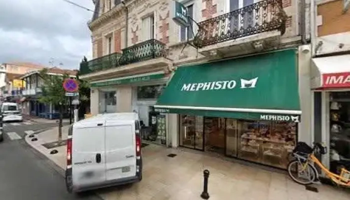 De Neuville   Chocolat Francais Street View Et 360deg - Arcachon