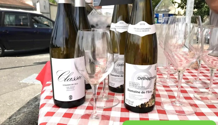 Dock Du Vin Artigues -  Plats Et Boissons - Artigues-près-bordeaux