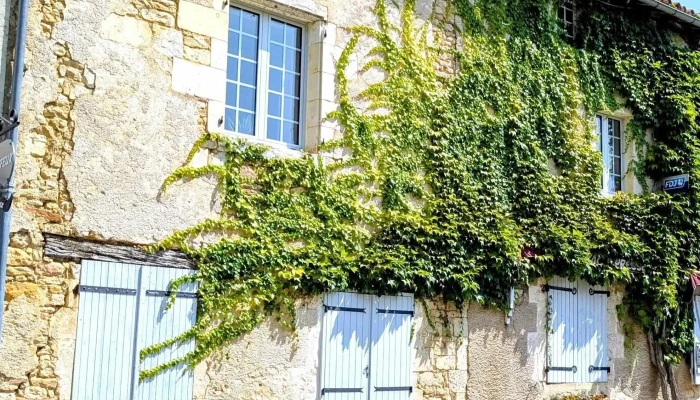 Donjon de Moncontour - France